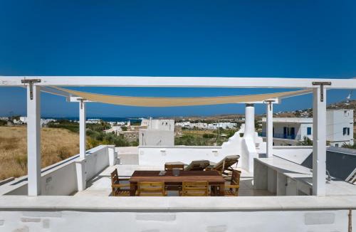 Parikia Villa | Marble Villas