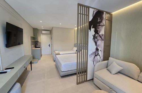 Borsh Apartment | Marea Suites Borsh