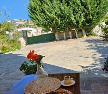 Mesopotam Apartment | Margaret's Guest House