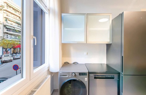 Thessaloniki City Centre Apartment | Margarita by halu! : Tropican breeze in the city