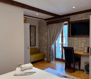 Jala Hotel | Mari's Guesthouse