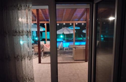 Nea Skioni Apartment | Maria Lemoni swimming pool apartment