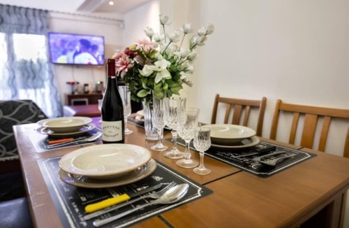 Glyfada Apartment | Maria's Cozy Getaway in Glyfada