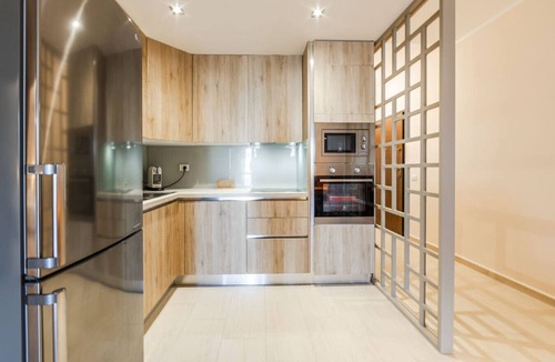Vlore Apartment | Marina Mirage Apartment by PikHost
