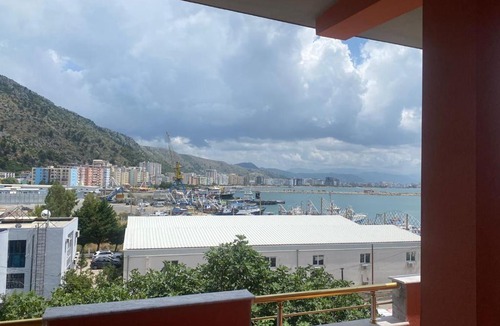 Shengjin Hotel | Marina View