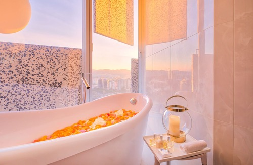 Tirana Hotel | Maritim Hotel Plaza Tirana