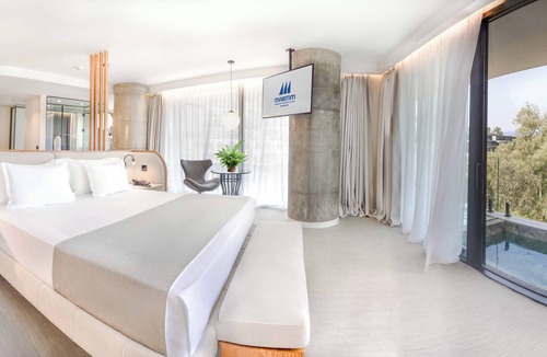 Vlore Resort | Maritim Marina Bay Luxury Resort