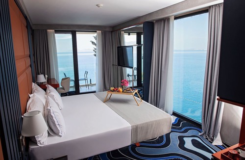 Vlore Resort | Maritim Marina Bay Luxury Resort