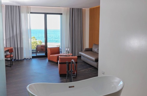 Vlore Resort | Maritim Marina Bay Luxury Resort
