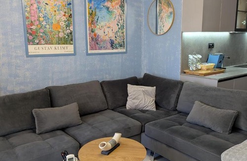 Golem Apartment | Mary's Beach Apartament Qerret