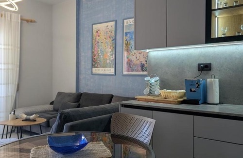 Golem Apartment | Mary's Beach Apartament Qerret