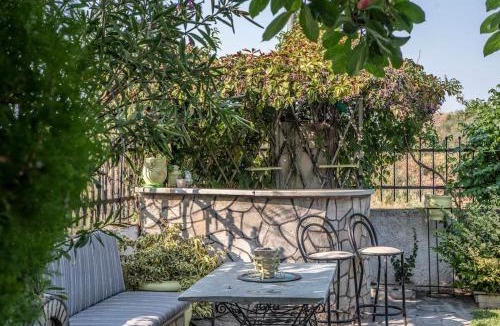 Nea Iraklia House | Mary's Beach House Nea Irakleia