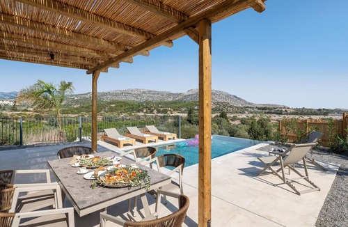 Archangelos Villa | Massari Hills- Villa Finis Terrae 2