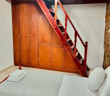 Mesta House | Mastic castle house