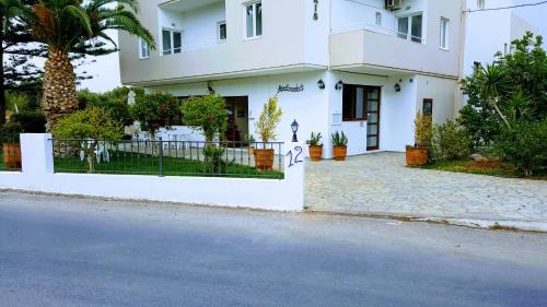 Hersonissos Centre Apartment | Mastorakis Hotel and Studios