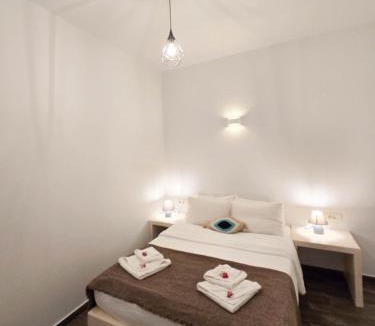 Karterados Apartment | Mati Cave Villas