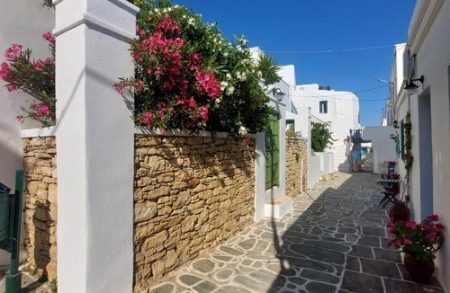 Folegandros Town House | Matsas Mansions