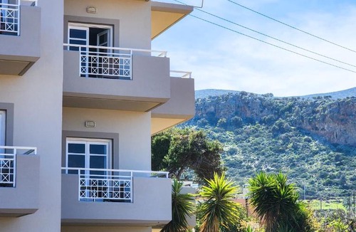 Malia Hotel | Matthew's Place