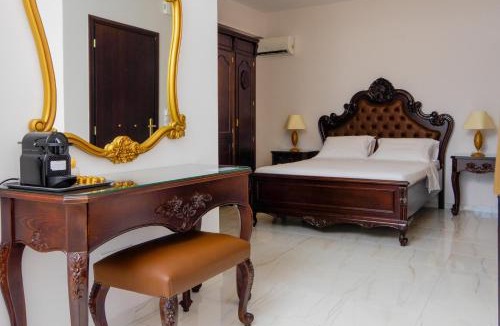 Ermoupoli Apartment | MEGARON