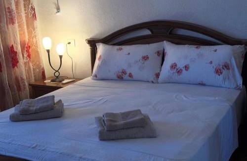 Sakës House | Mekli Guesthouse