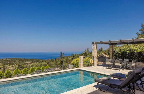 Manganos Villa | Melanthi - Three Bedroom Villa, Sleeps 6