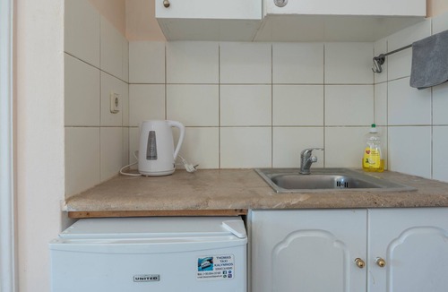 Mirties Apartment | Melina's Sunset – Romantic Studio with Stunning Sea View and Sunset