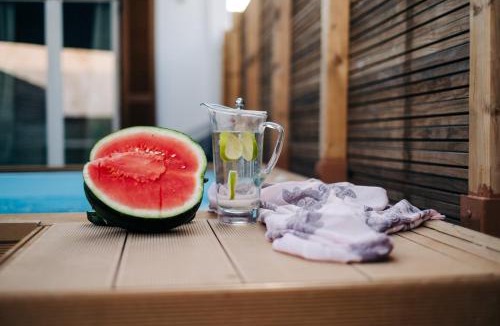 Megalochori Hotel | Mesanto Luxury Suites