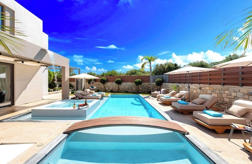Filaki Villa | Minoas Sea Villa Heated Pool