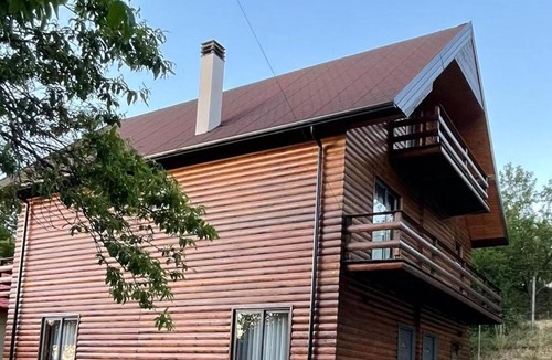 Puke Bed & Breakfast | Mirjana Guesthouse