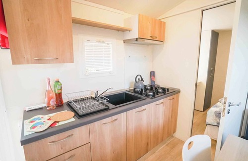 Sami House | Mobilehome with air conditioning, terrace and pool