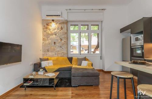 Agios Panteleimonas Apartment | Modern and Cozy apartment in the heart of Athens