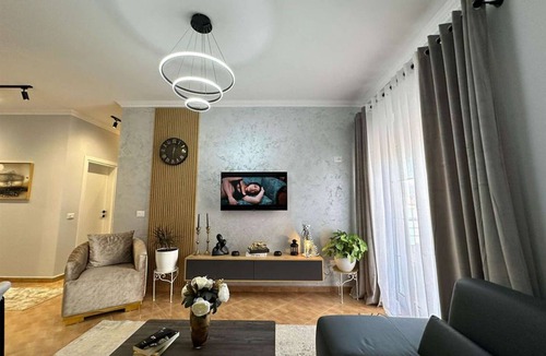 Mbrostar-Urë Apartment | Modern and elegant apartment