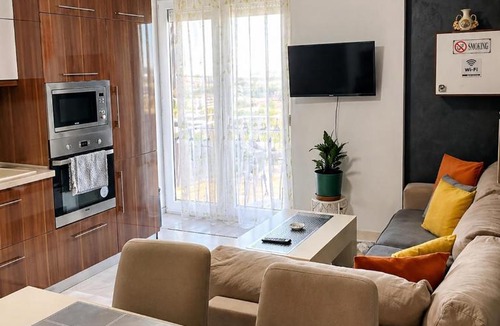 Sheqi i Vogel Apartment | Modern Apartament