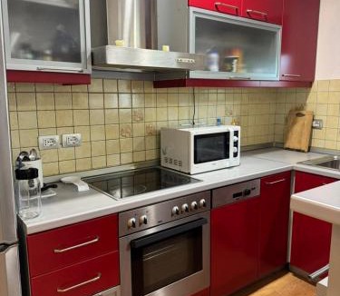 Blloku Apartment | Modern Apartment in City Center- Bllok