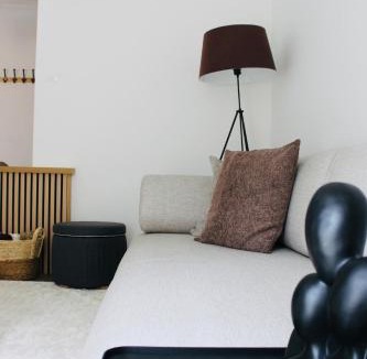 Agios Panteleimonas Apartment | Modern Athens Flat for Work & Leisure