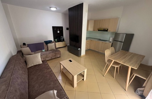 Shengjin Apartment | Modern Beach Apartment in Shengjin Walk to the Beach