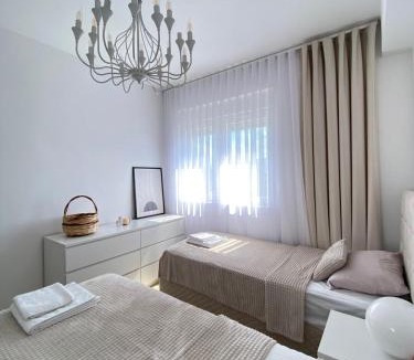 Jerli Talinovac Apartment | Modern, City/Industrial Style