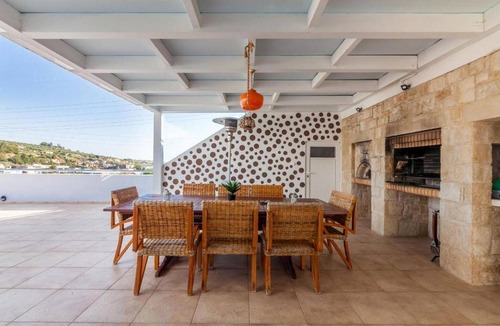 Heraklion House | Modern Cretan Family Villa with Pool