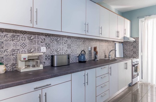 Sitia Apartment | Modern downtown apartment, 5min from beach