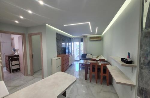 Nea Playia Apartment | Modern, spacious apartment by the sea