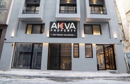 Piraeus Apartment | Modern Studio in Athens. Relax, Repeat
