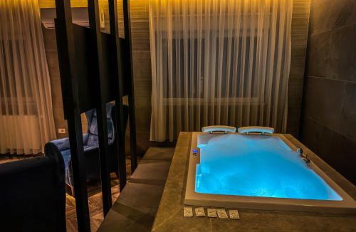 Bardhi i Madh Hotel | Motel Paris - Fushë Kosovë