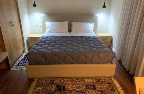 Tirana Hotel | Moulin Bleu