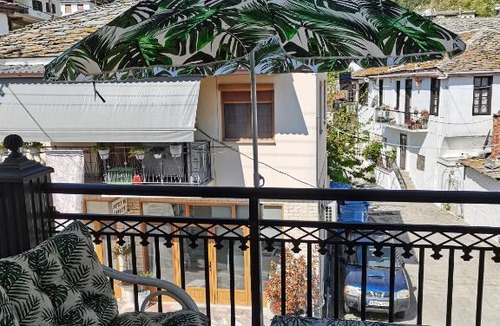 Panagia Apartment | Mountain Summer Houses - Mountain View