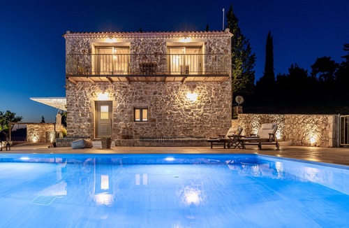 Agia Marina Villa | Mountain Villa Escape - Misovounous Villa