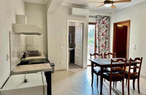 Permet House | Mountin View Villa & Rafting In Permet