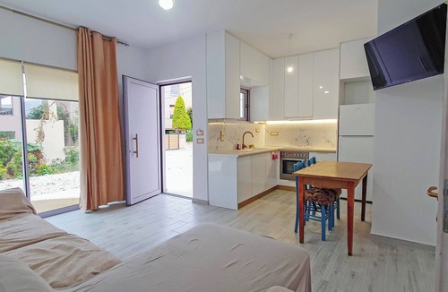 Kissamos Apartment | Mpoulakis Apt 64 with swimming pool around it, in the most convenient location