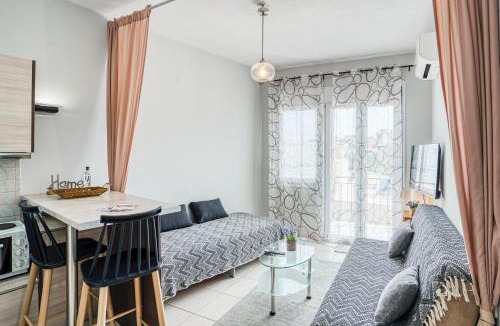 Chios Town Apartment | Mrs, Aphrodite's Studio