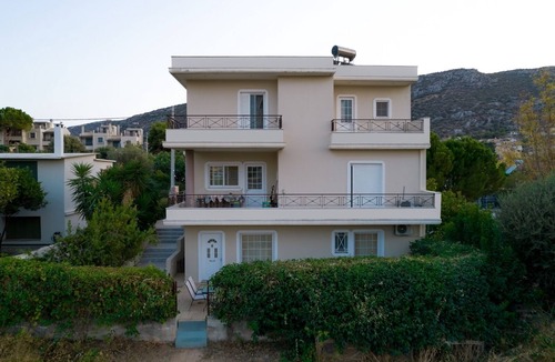 Porto Rafti Apartment | MTC-SK Apartment by the sea and Airport