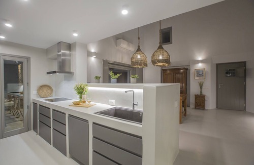 Mykonos Town Villa | My Rental Homes - Villa Ermione with private pool sea view